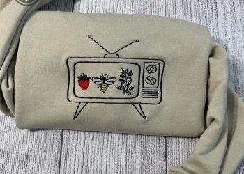 feature image Embroidered Vintage Tv Sweatshirt Womens Embroidered Sweatshirts Tshirt Sweatshirt Hoodie Trending Embroidery Tee Gift laughinks 1 1
