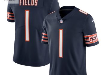feature image Mens Chicago Bears Justin Fields Nike Navy Vapor Limited Jersey stylepulseusa 1