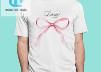 feature image Lany Bow Shirt hotcouturetrends 1